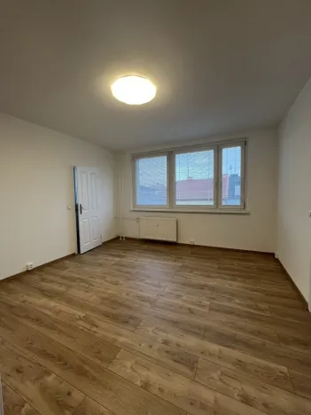 Pronájem bytu 2+1, Olomouc - Nové Sady, Českobratrská, 43 m2