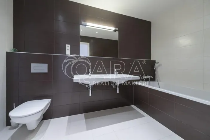 Pronájem bytu 3+kk, Praha - Michle, Baarova, 117 m2