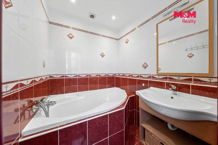 Prodej bytu 3+1, Bílina - Teplické Předměstí, Sídliště Za Chlumem, 65 m2