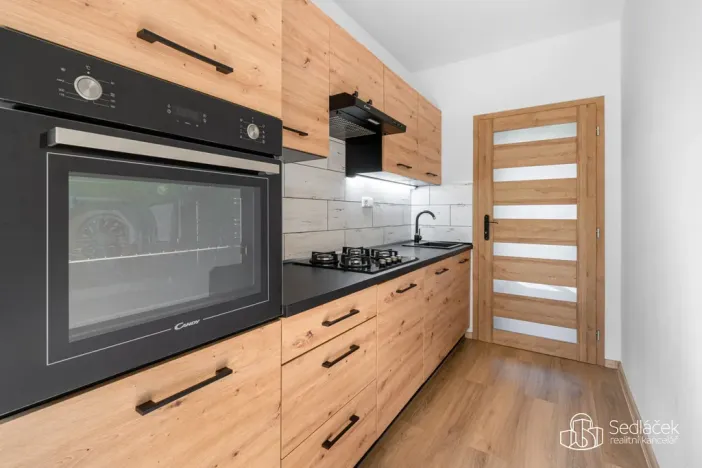 Pronájem bytu 3+1, Sokolov, Závodu míru, 84 m2