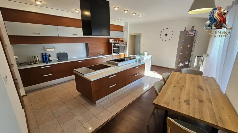 Prodej rodinného domu, Kunštát, nám. Krále Jiřího, 237 m2