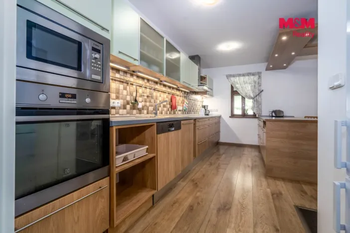 Prodej rodinného domu, Dubá - Bukovec, 325 m2