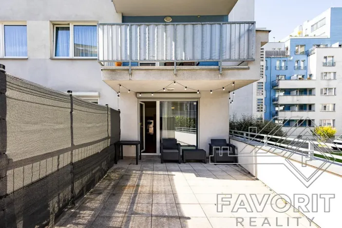 Pronájem bytu 2+kk, Praha - Letňany, Chlebovická, 57 m2