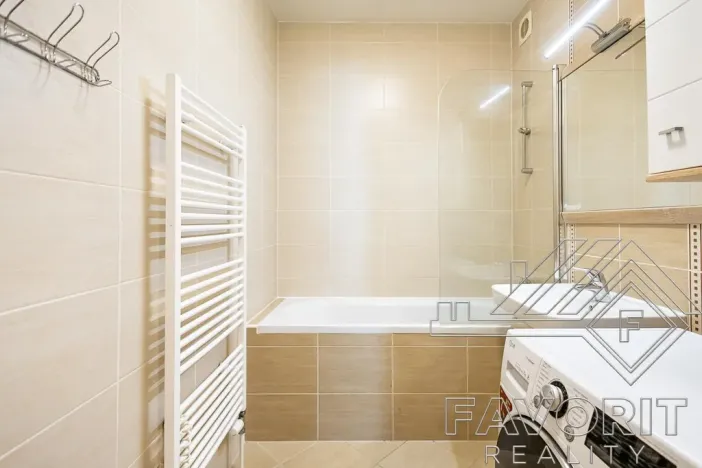 Pronájem bytu 2+kk, Praha - Letňany, Chlebovická, 57 m2