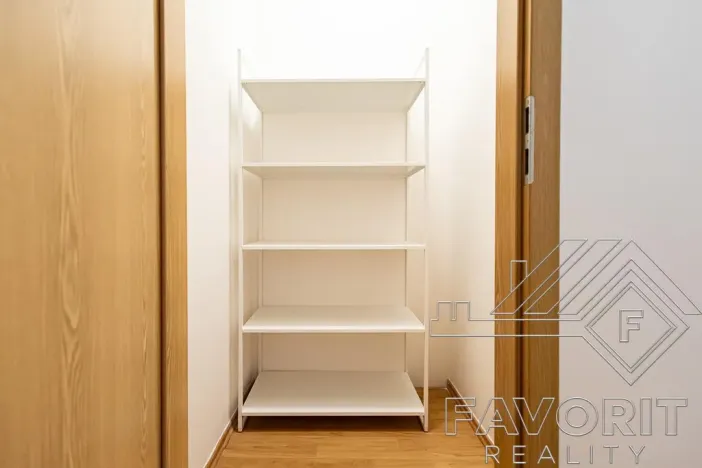 Pronájem bytu 2+kk, Praha - Letňany, Chlebovická, 57 m2