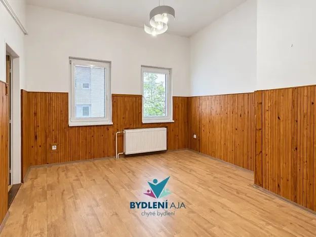 Pronájem bytu 2+1, Teplice, J. V. Sládka, 81 m2