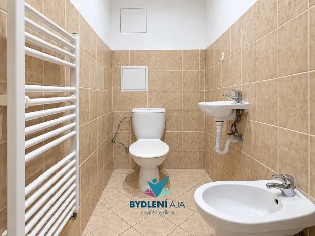 Pronájem bytu 2+1, Teplice, J. V. Sládka, 81 m2