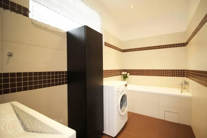 Pronájem bytu 3+kk, Praha - Podolí, Dvorecká, 80 m2
