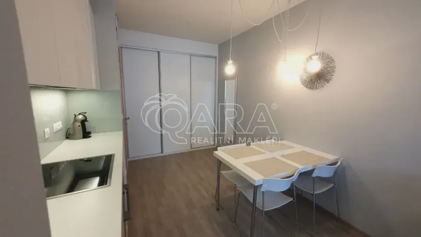 Pronájem bytu 1+kk, Praha - Stodůlky, Petržílkova, 42 m2