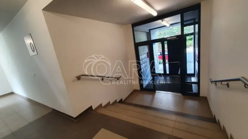 Pronájem bytu 1+kk, Praha - Stodůlky, Petržílkova, 42 m2