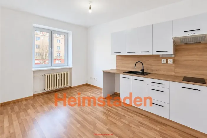 Pronájem bytu 1+kk, Havířov - Město, Hlavní třída, 18 m2