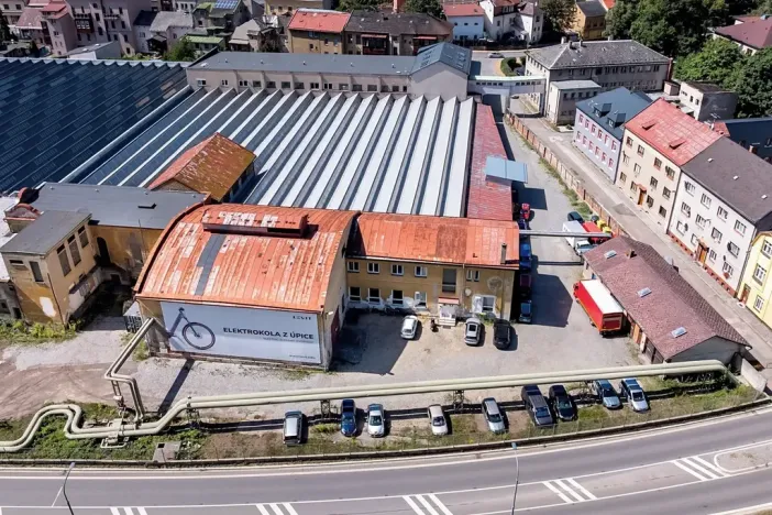 Prodej skladu, Úpice, Dr. Teuchmanna, 8703 m2