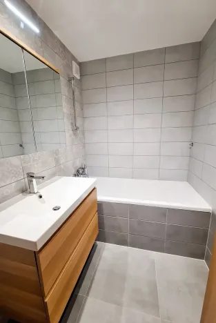 Pronájem bytu 3+1, Brno, Konradova, 77 m2