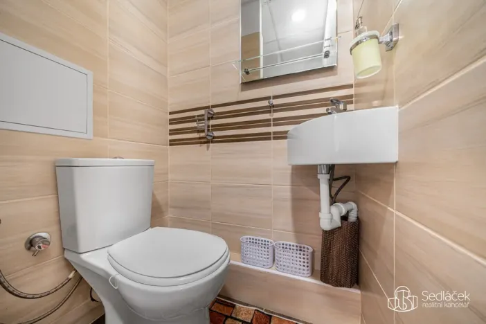 Prodej bytu 2+kk, Sokolov, Kosmonautů, 38 m2