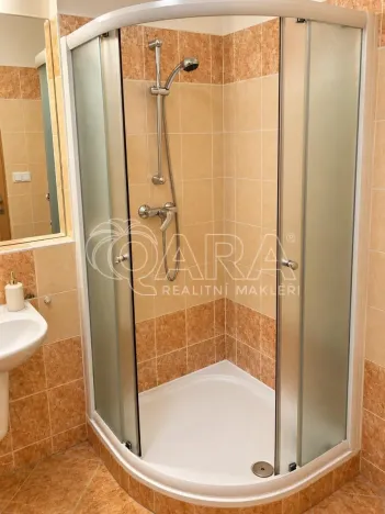 Prodej bytu 1+kk, Praha - Kyje, Sicherova, 30 m2