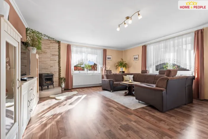 Prodej rodinného domu, Břežany II, 172 m2