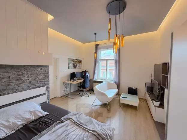 Pronájem bytu 2+kk, Praha - Žižkov, Chelčického, 40 m2