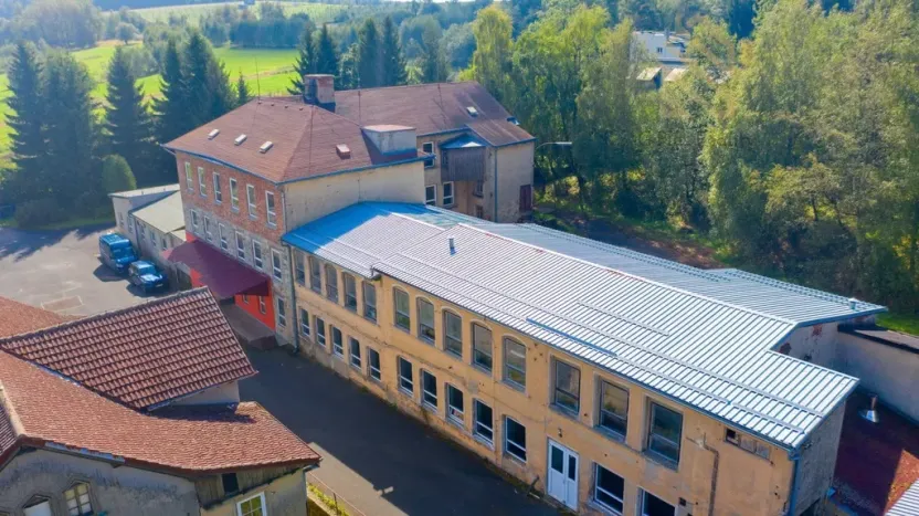 Prodej výrobních prostor, Tisá, 4560 m2