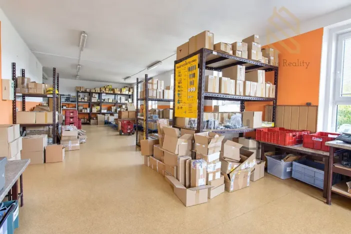 Prodej výrobních prostor, Tisá, 4560 m2