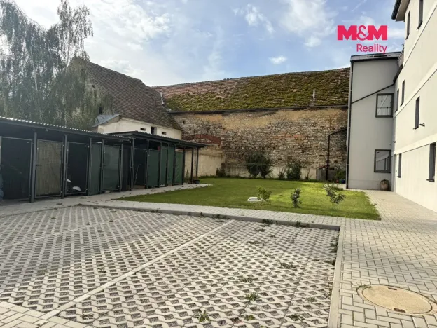 Prodej bytu 2+kk, Chýnice, Karlštejnská, 42 m2