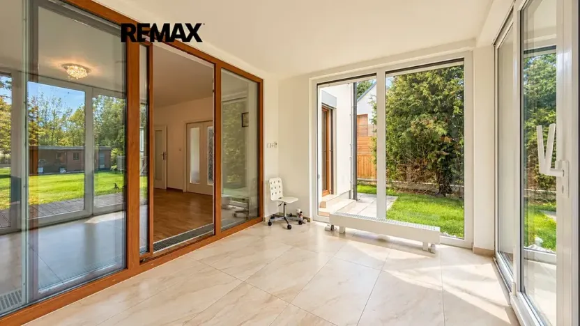 Pronájem rodinného domu, Černolice, K rybníku, 150 m2