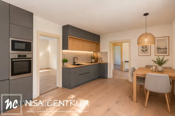 Prodej rodinného domu, Hlavice - Lesnovek, 200 m2