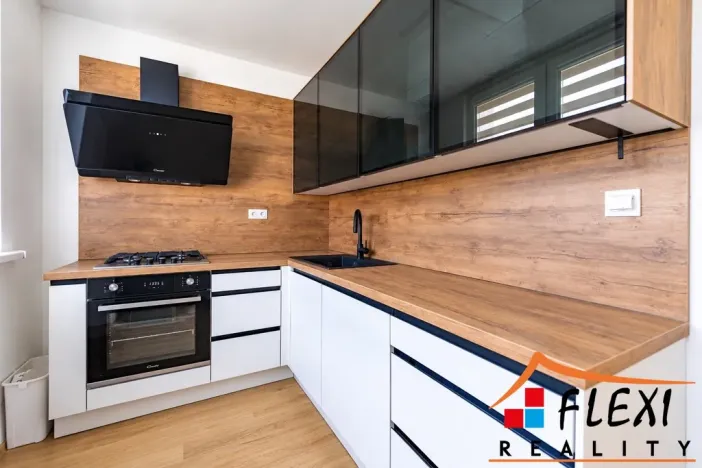Prodej bytu 3+1, Ostrava, Mjr. Nováka, 74 m2