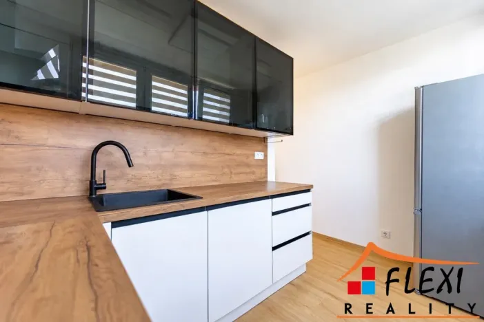 Prodej bytu 3+1, Ostrava, Mjr. Nováka, 74 m2