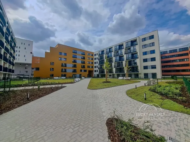 Pronájem bytu 1+kk, Praha - Chodov, Líbalova, 32 m2