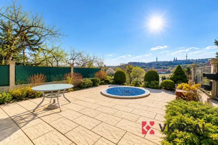 Pronájem bytu 1+1, Praha - Střešovice, Nad octárnou, 40 m2