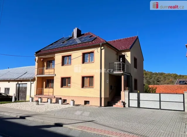 Prodej rodinného domu, Pašovice, 285 m2