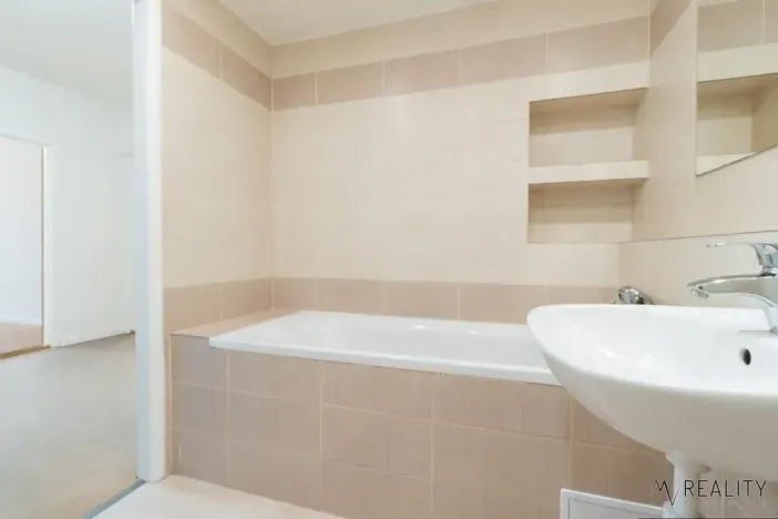 Prodej bytu 3+1, Ostrava, Čujkovova, 66 m2