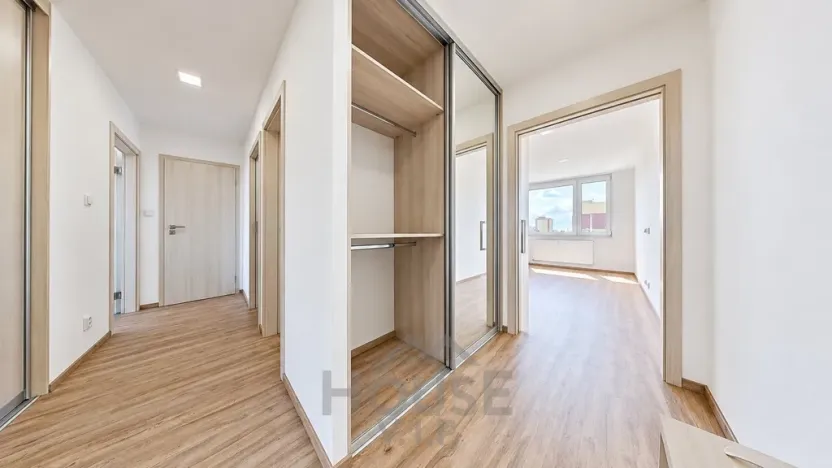 Prodej bytu 3+1, Kladno, Vodárenská, 69 m2