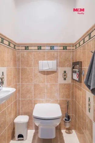 Prodej bytu 5+kk, Praha - Holešovice, Strojnická, 162 m2