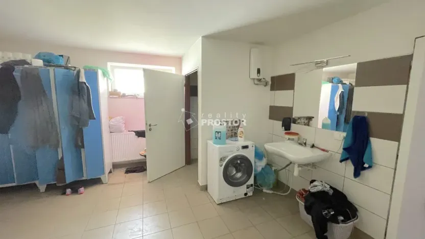 Pronájem skladu, Jirny, Tovární, 1100 m2