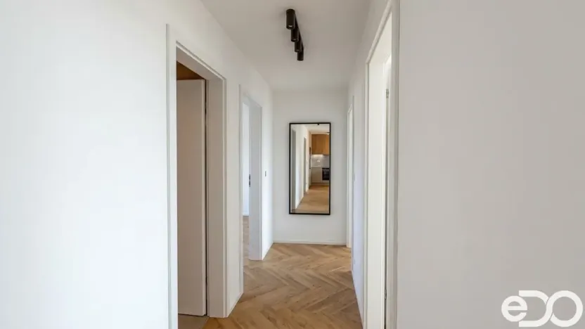 Pronájem bytu 4+kk, Jizerní Vtelno, 98 m2