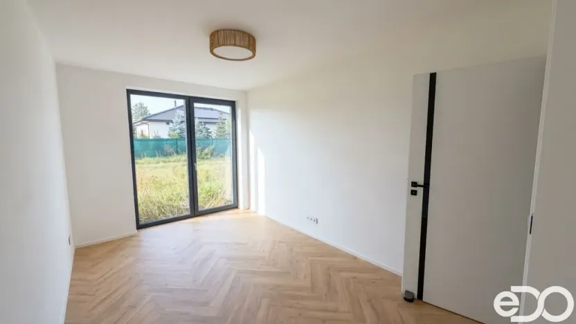 Pronájem bytu 4+kk, Jizerní Vtelno, 98 m2