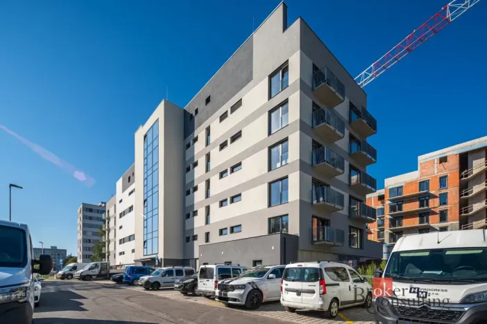 Pronájem bytu 1+kk, Hradec Králové - Nový Hradec Králové, 32 m2