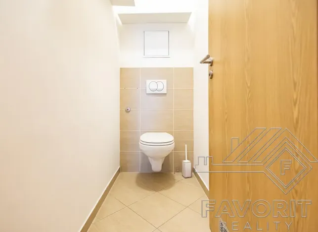 Pronájem bytu 2+kk, Praha - Letňany, Chlebovická, 57 m2
