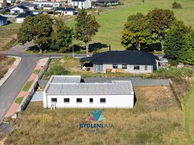 Prodej rodinného domu, Dubí, V Aleji, 206 m2