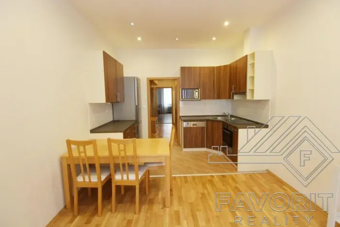 Prodej bytu 2+kk, Praha - Karlín, Křižíkova, 49 m2