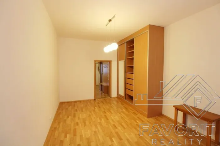 Prodej bytu 2+kk, Praha - Karlín, Křižíkova, 49 m2