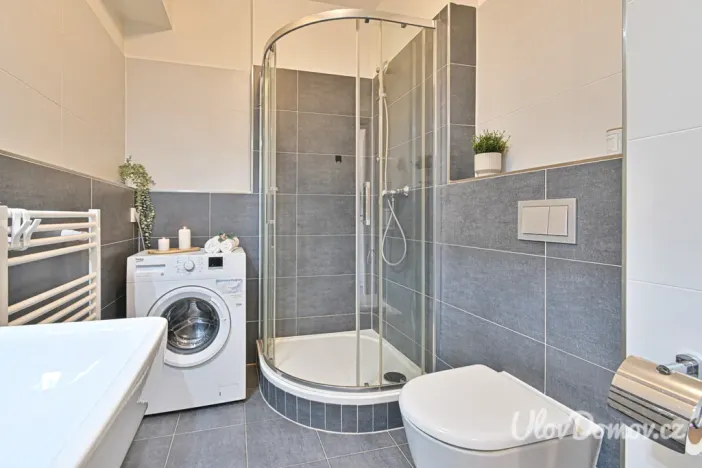 Prodej bytu 1+kk, Praha - Kyje, Sicherova, 33 m2