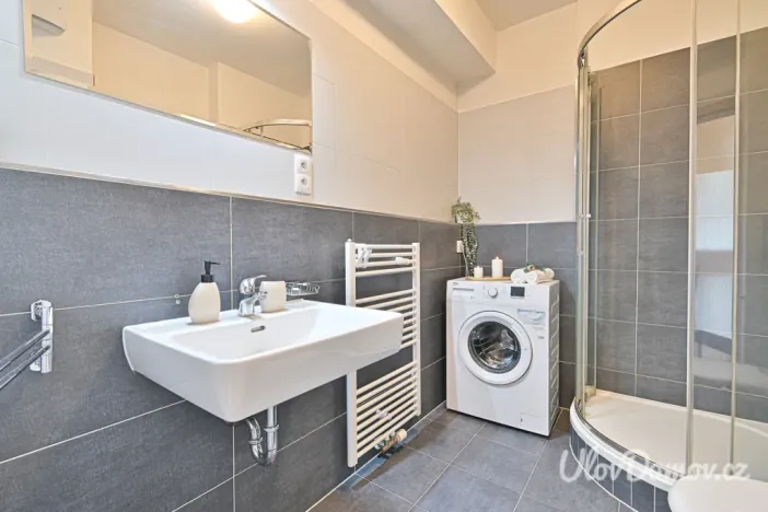 Prodej bytu 1+kk, Praha - Kyje, Sicherova, 33 m2