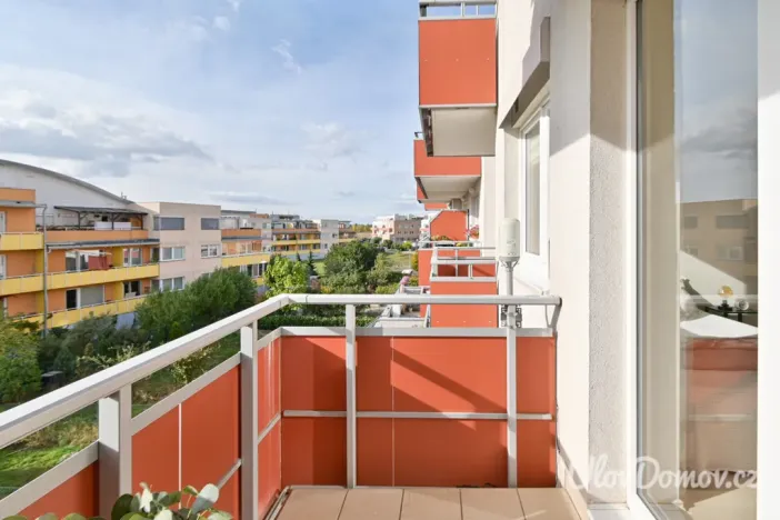 Prodej bytu 1+kk, Praha - Kyje, Sicherova, 33 m2