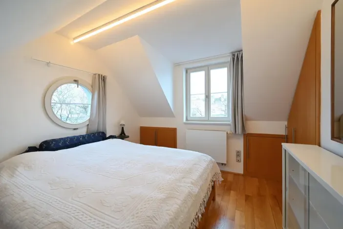 Pronájem bytu 2+kk, Praha - Dejvice, Srbská, 65 m2
