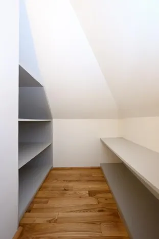 Pronájem bytu 2+kk, Praha - Dejvice, Srbská, 65 m2