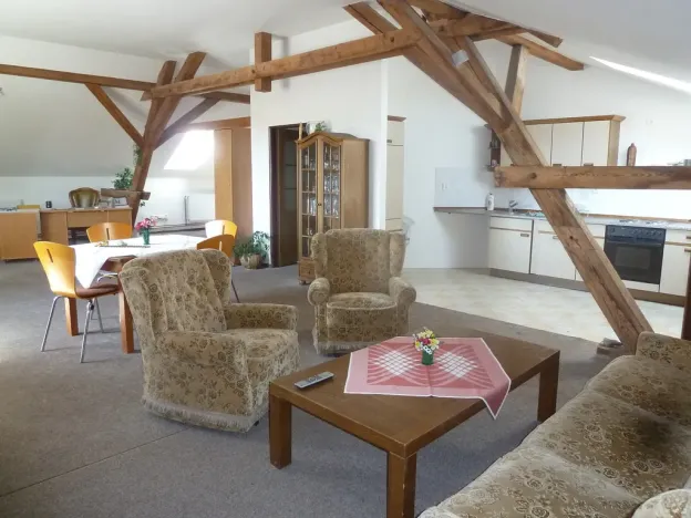 Pronájem bytu 2+1, Rynholec, 120 m2