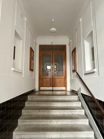 Pronájem bytu 2+kk, Praha - Vinohrady, Velehradská, 48 m2