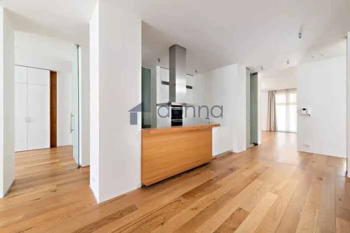 Pronájem bytu 5+kk, Praha, Laubova, 184 m2